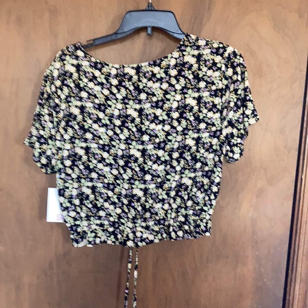 3/$24 SO top floral print cinch front short sleeve crop top boho casual  L jr - Picture 8 of 15